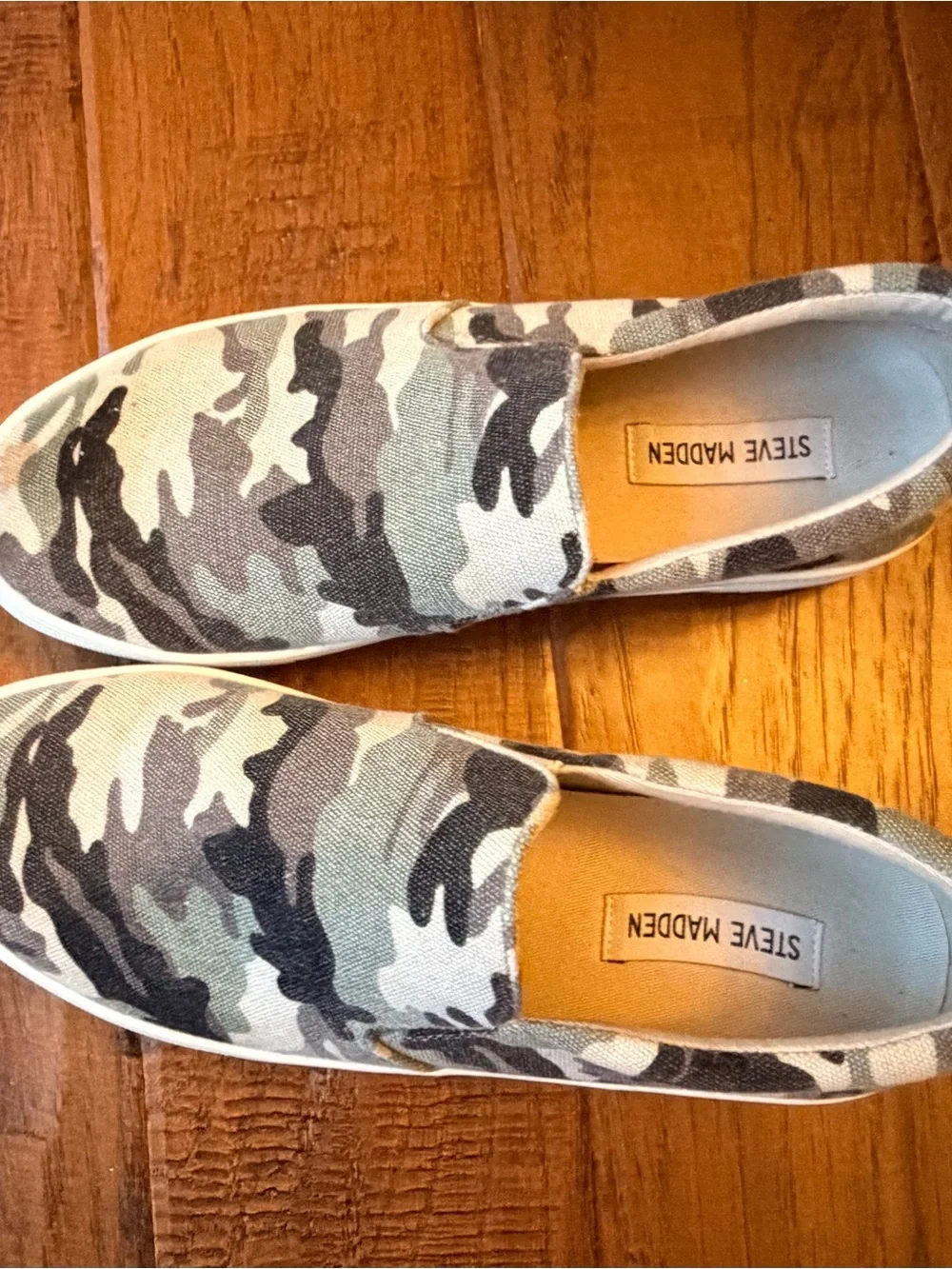 Steve Madden Green and Tan Camo Slip-On Sneakers